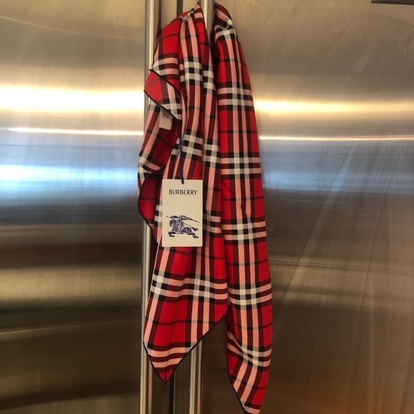 Burberry Check Silk Scarf - Picture 4 of 9